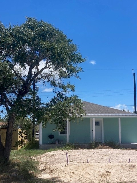 Photo 1 of 24 of 35 Redfish Drive house