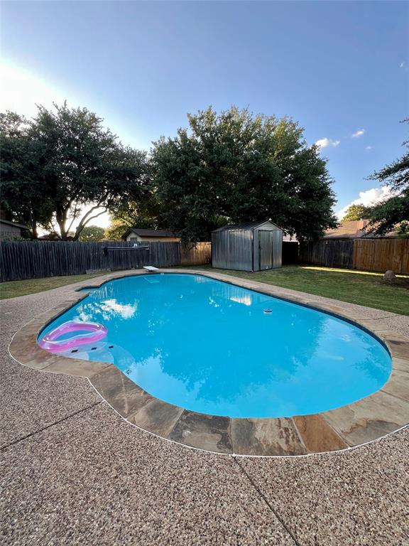 Photo 4 of 15 of 708 Sierra Blanca Drive house