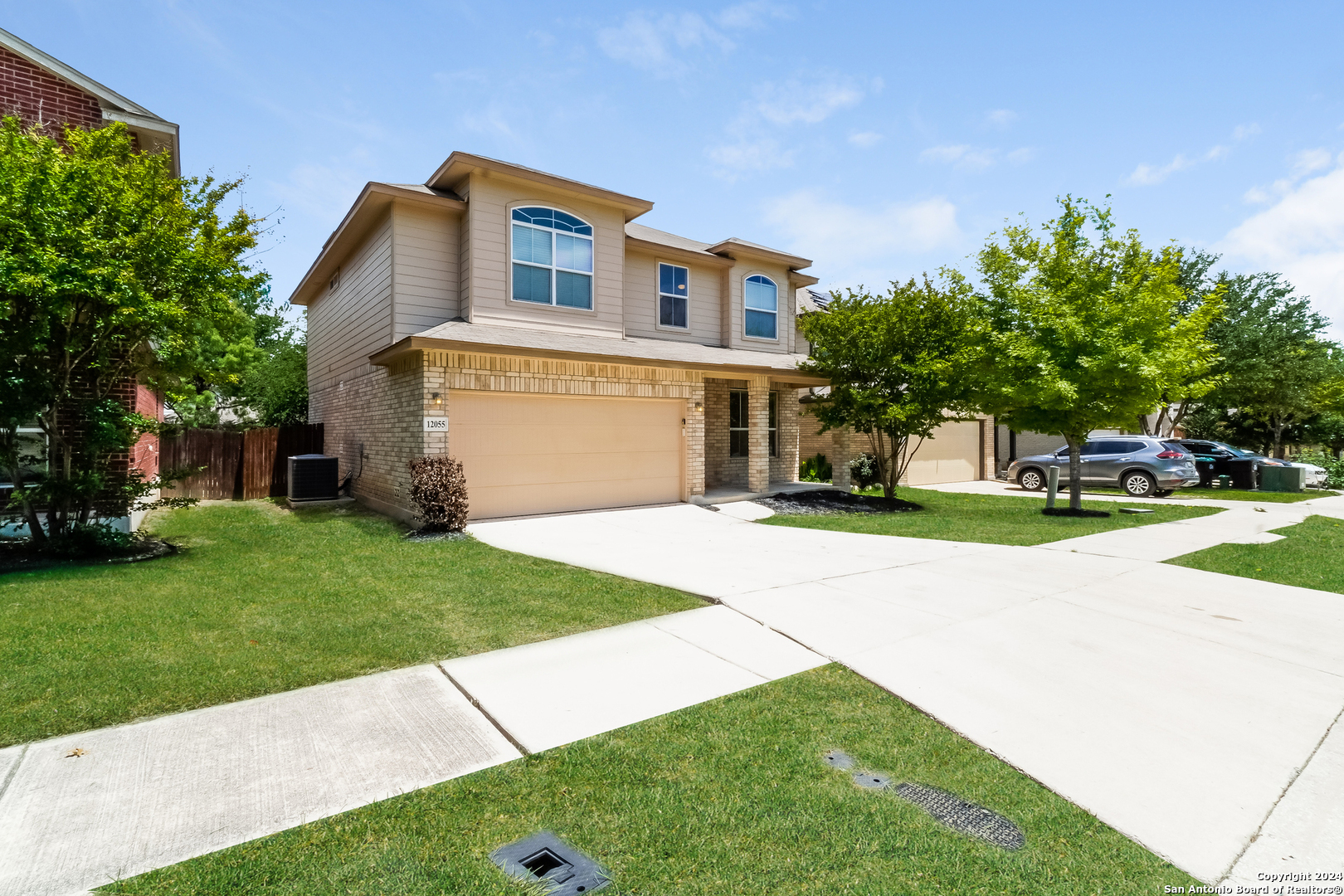 Photo 2 of 15 of 12055 TEXANA CV house