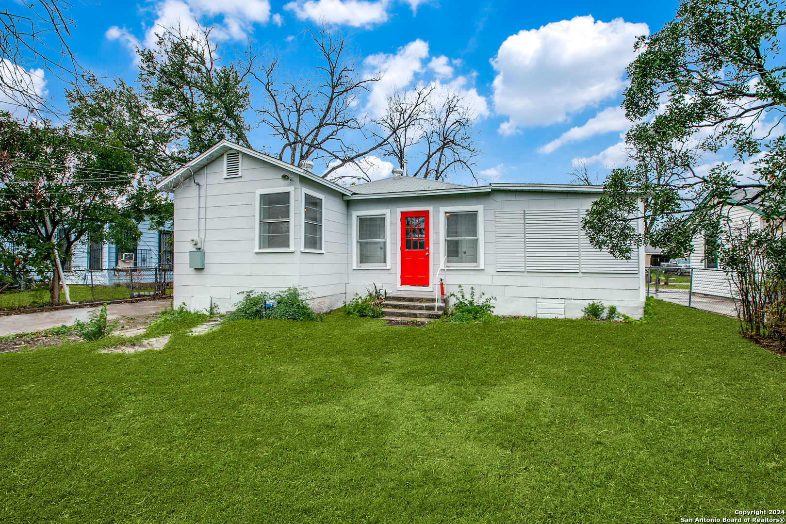 Photo 12 of 12 of 2148 TEXAS AVE house