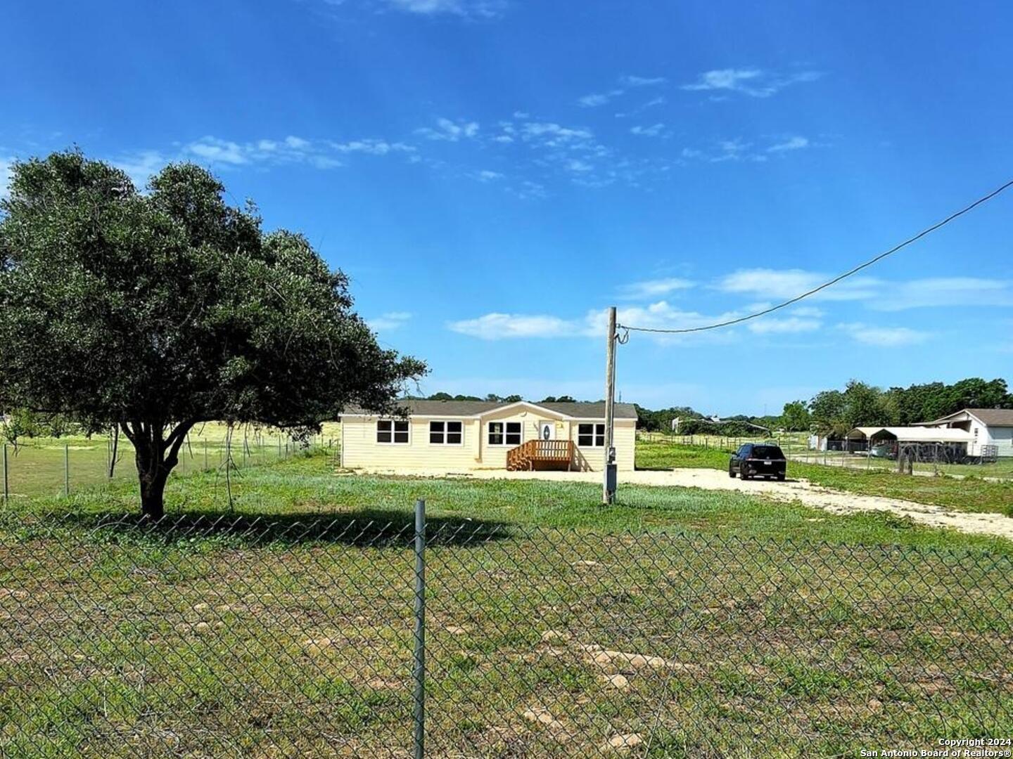 Photo 2 of 13 of 3297 Hardy Rd mobile home