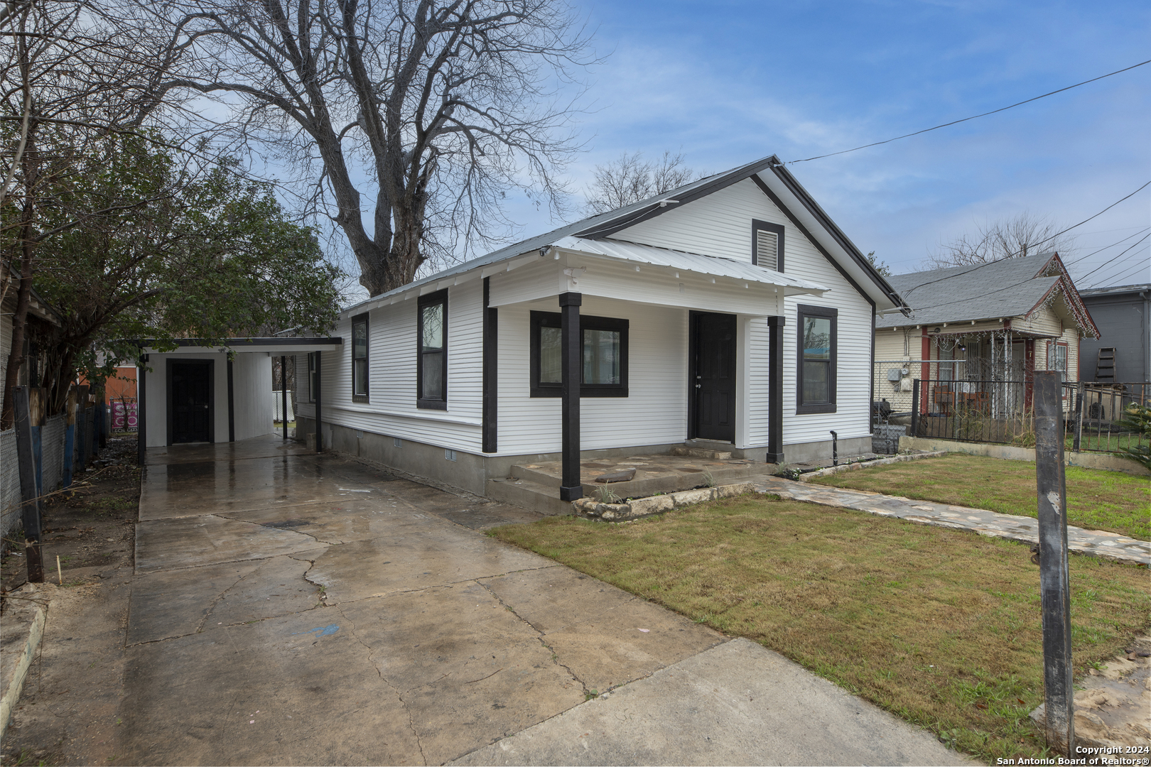 Photo 2 of 21 of 2508 SAN LUIS ST house