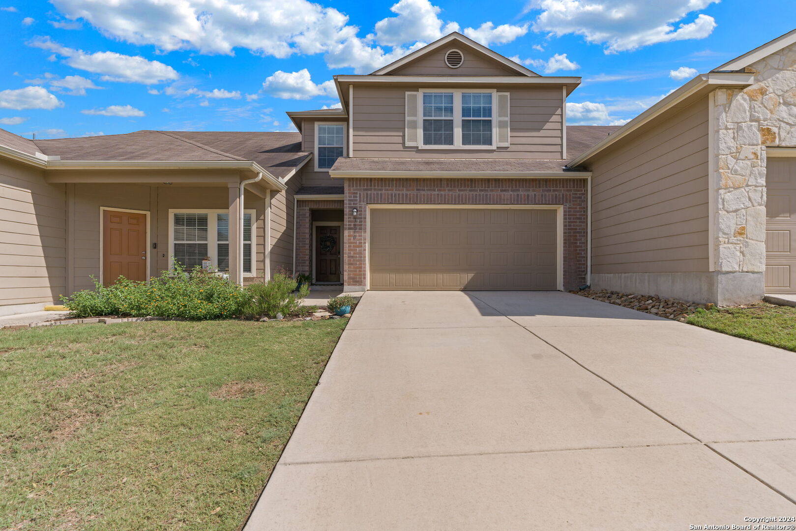 Photo 1 of 27 of 3810 Olive Green townhome