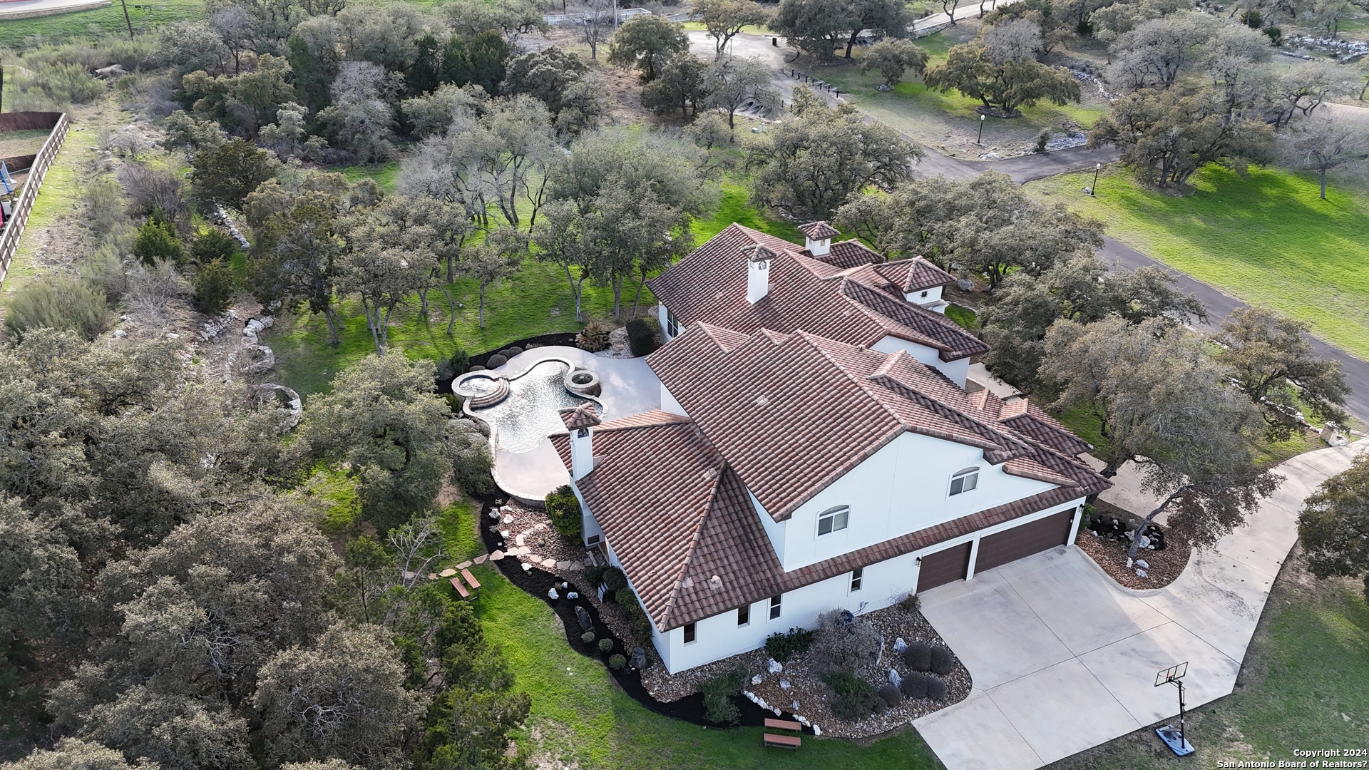 Photo 41 of 41 of 1730 Oakland Bend house