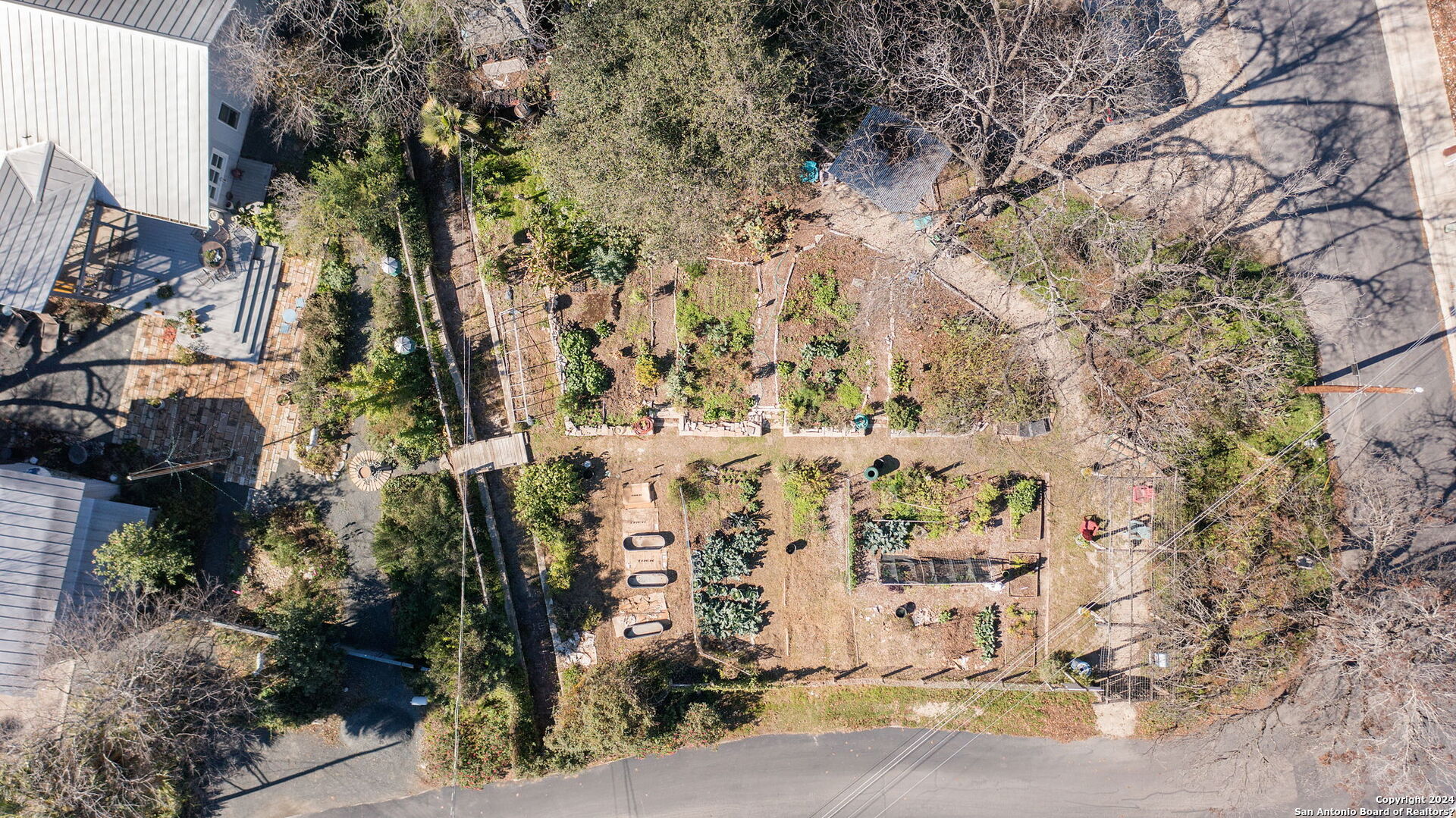 Photo 59 of 65 of 707 E HUISACHE AVE house