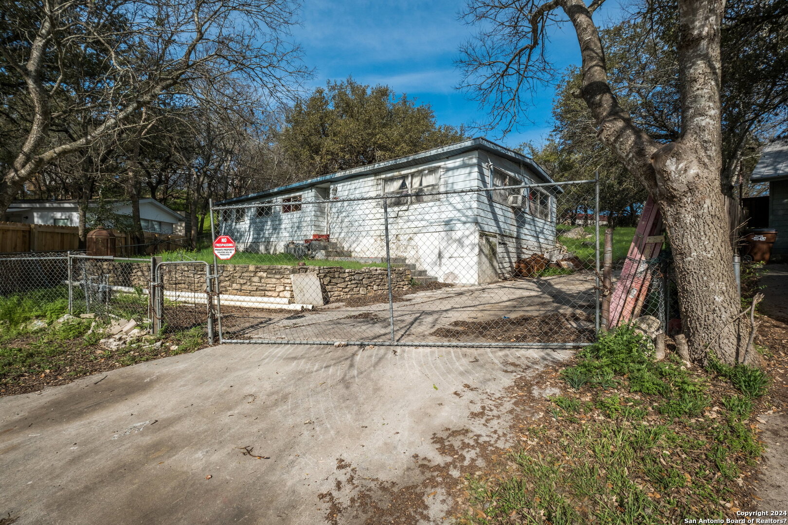 Photo 2 of 7 of 25407 IMA RUTH PARKWAY mobile home