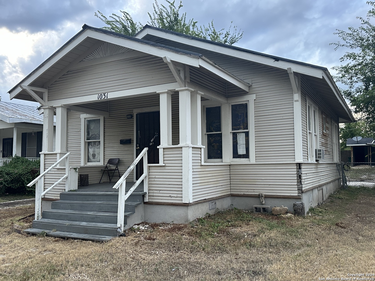 Photo 2 of 9 of 1031 E DREXEL AVE house