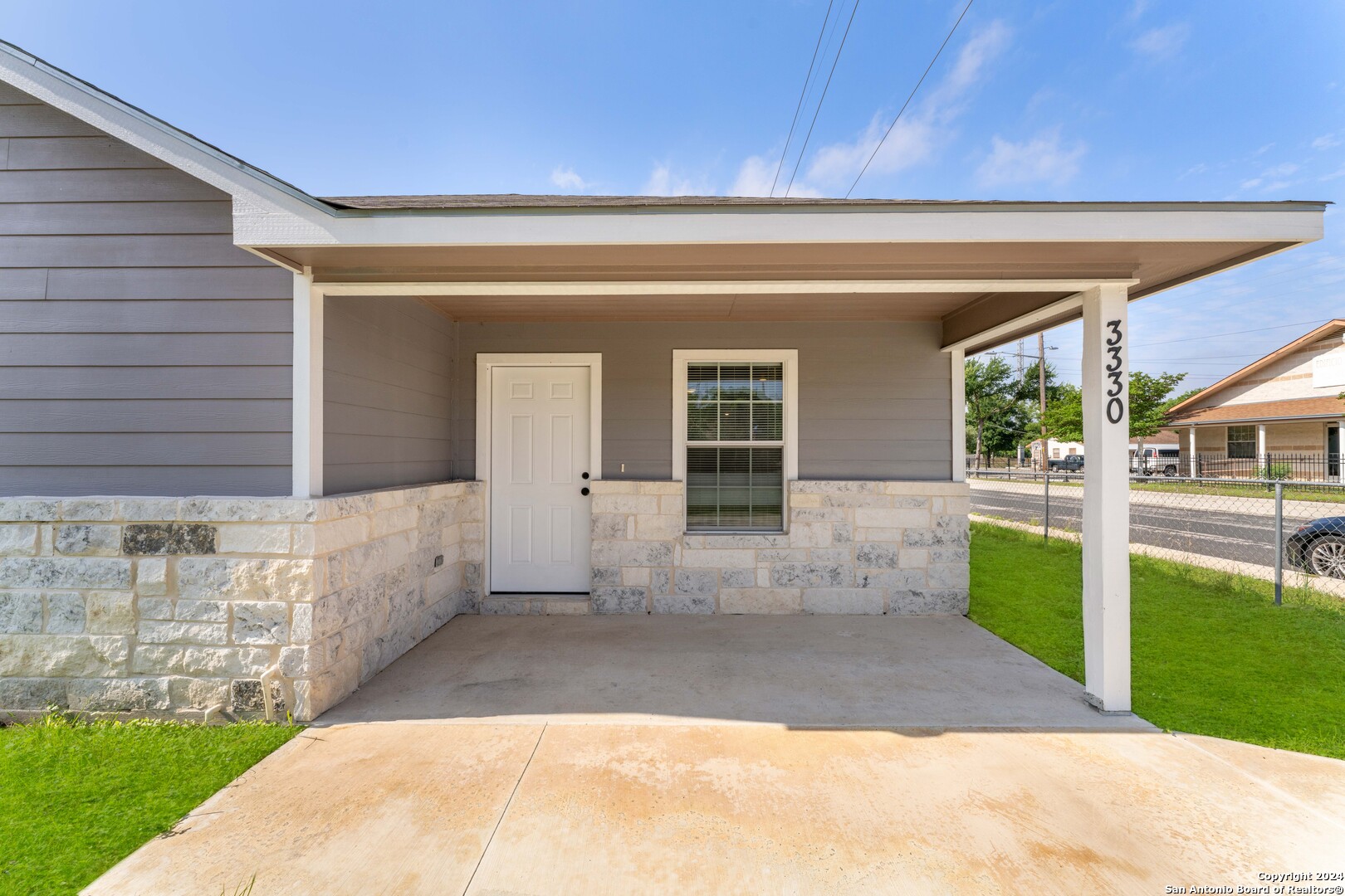 Photo 4 of 28 of 3330 LA VIOLETA ST house