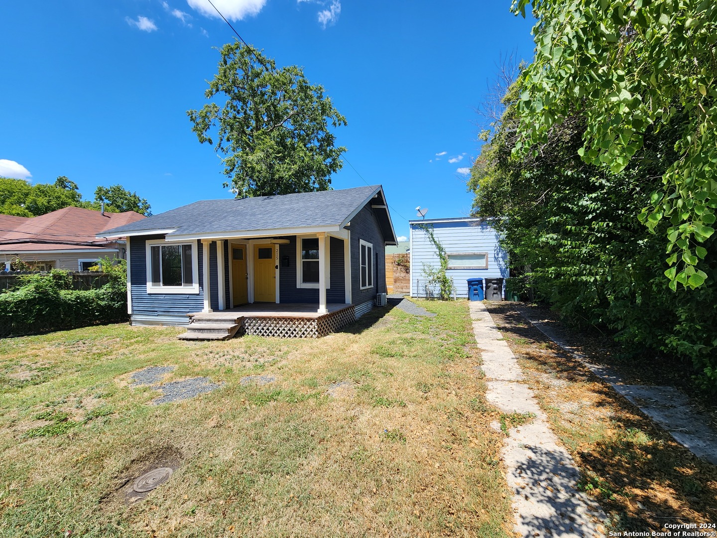 Photo 13 of 13 of 215 FREDONIA ST house