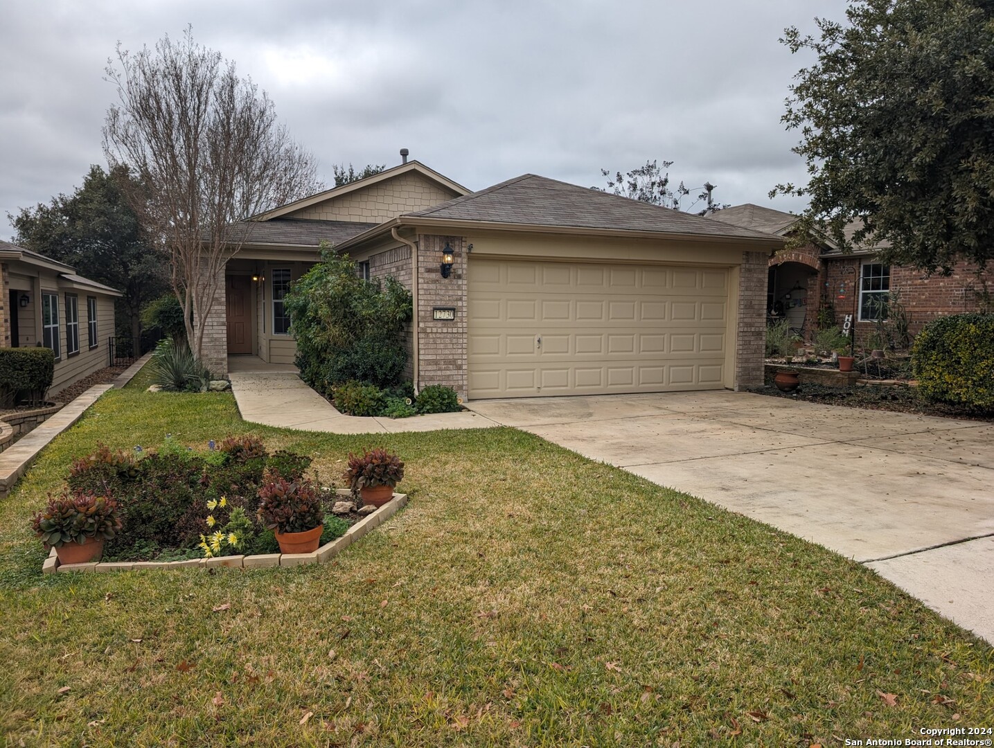 Photo 1 of 28 of 12730 PRONGHORN OAK house