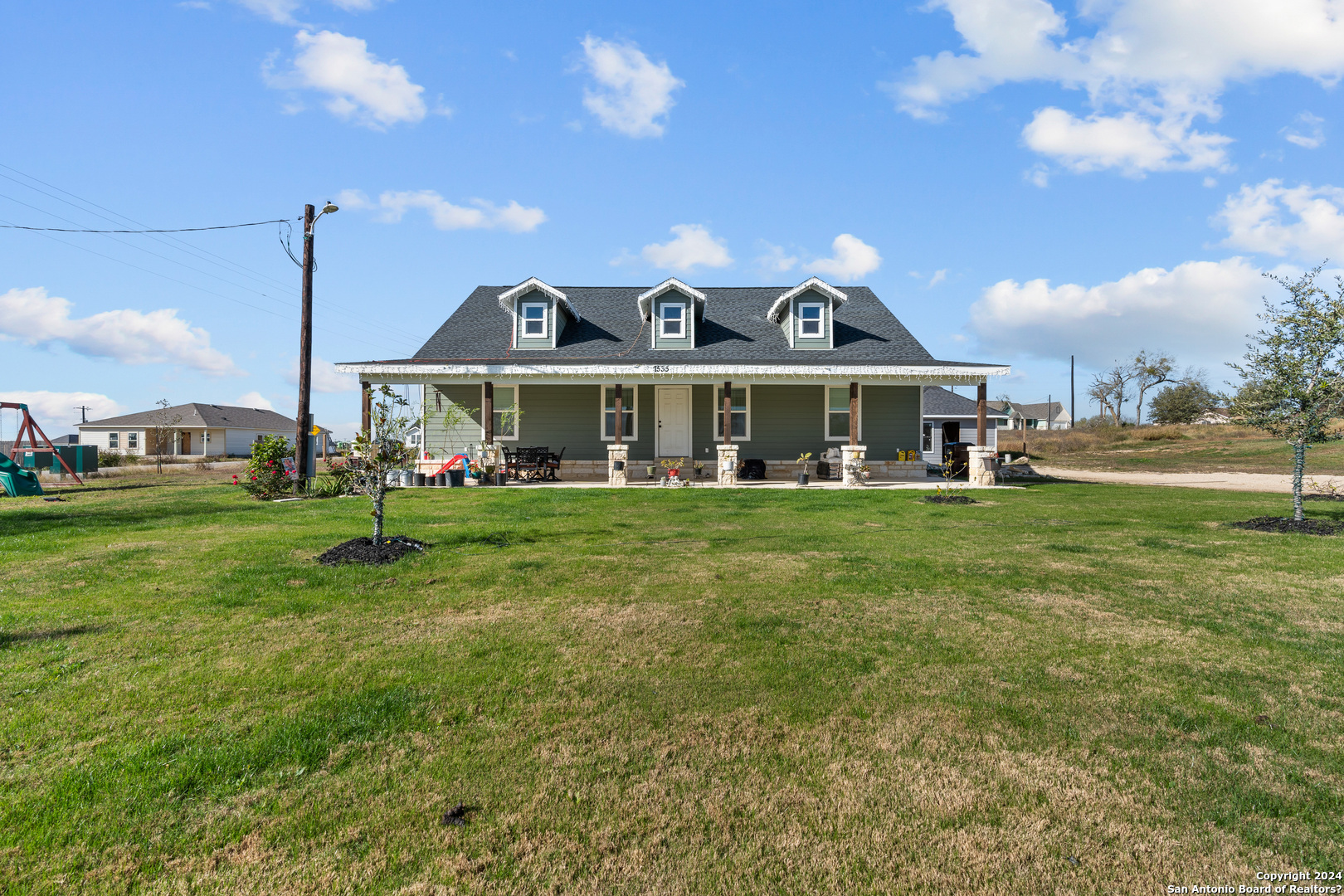 Photo 1 of 22 of 7535 Old Campbellton Rd house