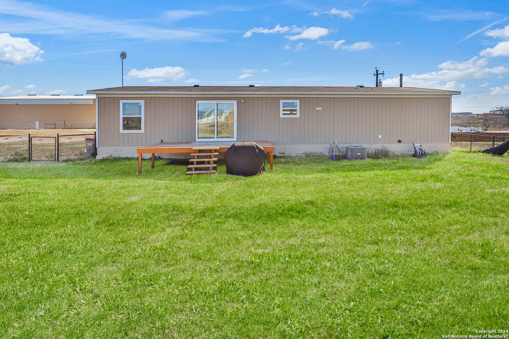 Photo 14 of 15 of 7467 old campbellton mobile home