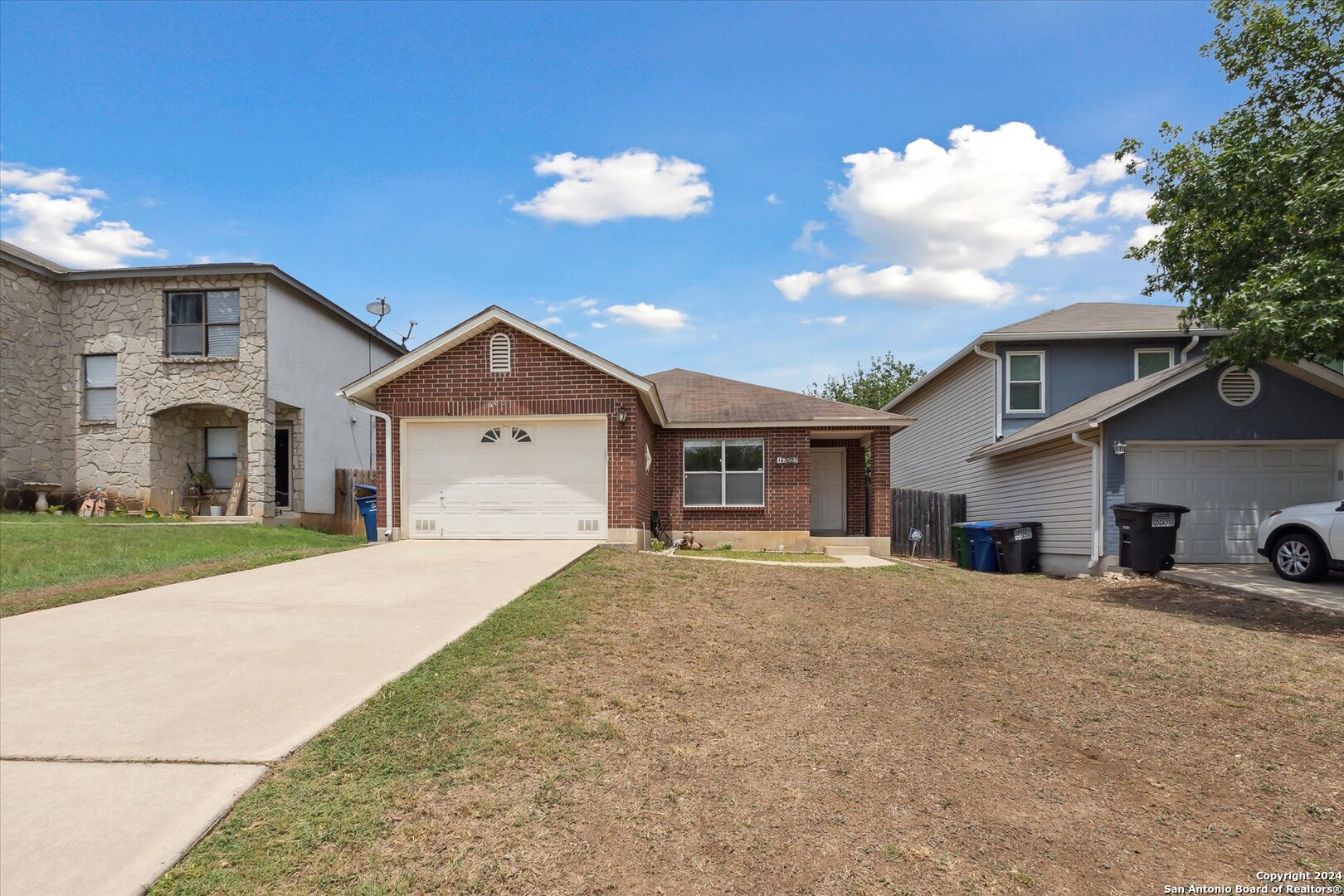 Photo 1 of 32 of 16522 Alwick Ln house