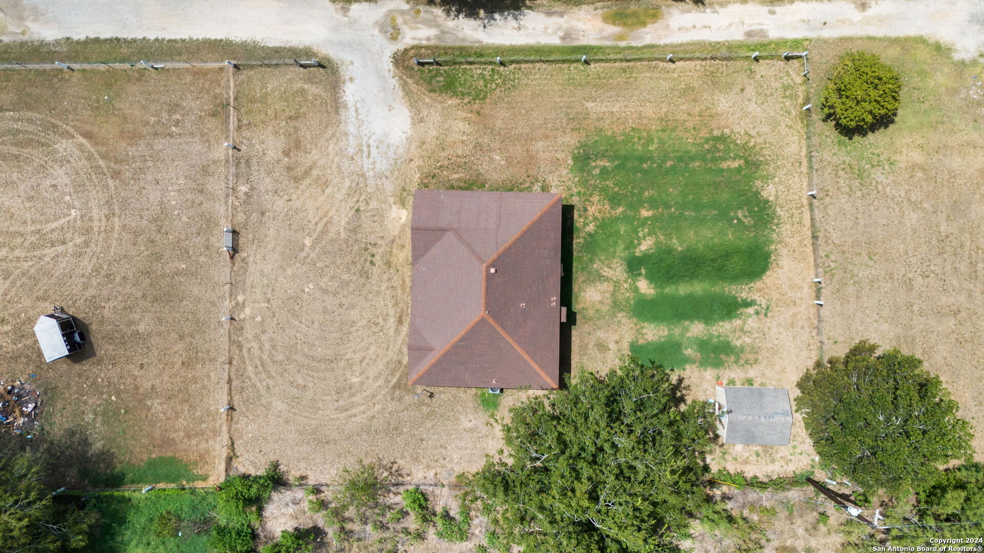 Photo 29 of 29 of 2629 oak island house