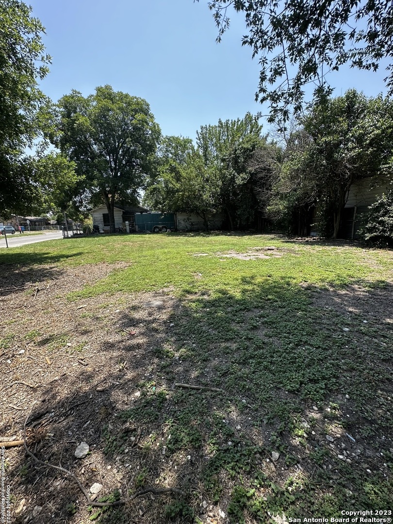 Photo 1 of 11 of 1117 SW 19th St land