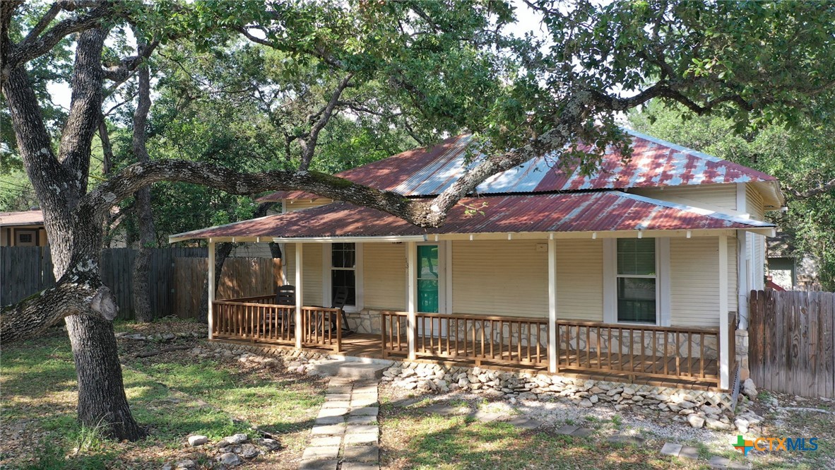 Photo 1 of 34 of 1304 Columbia Avenue house