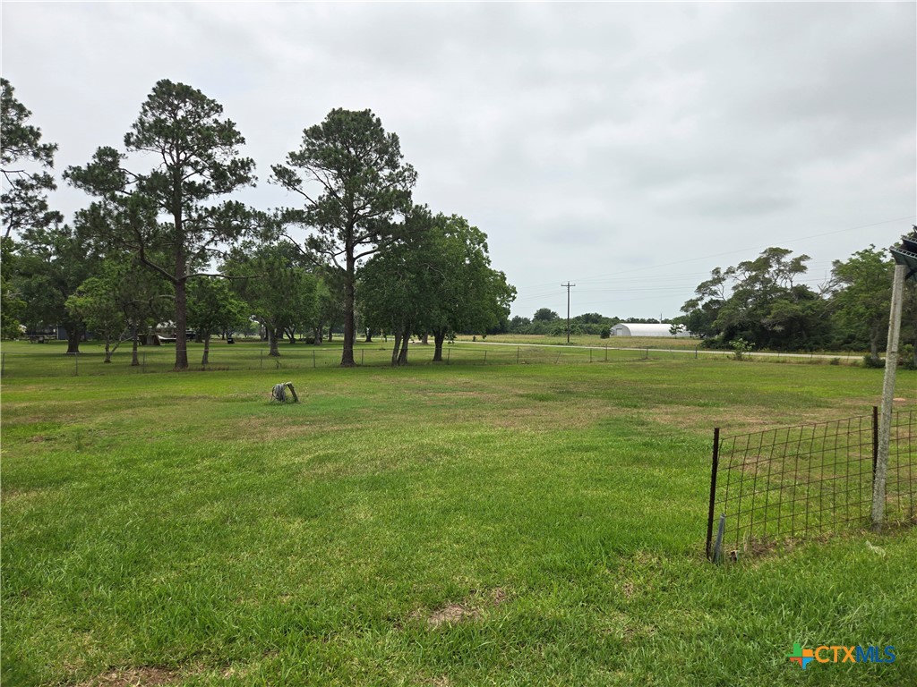 Photo 2 of 17 of 65 Old Settlement Road house