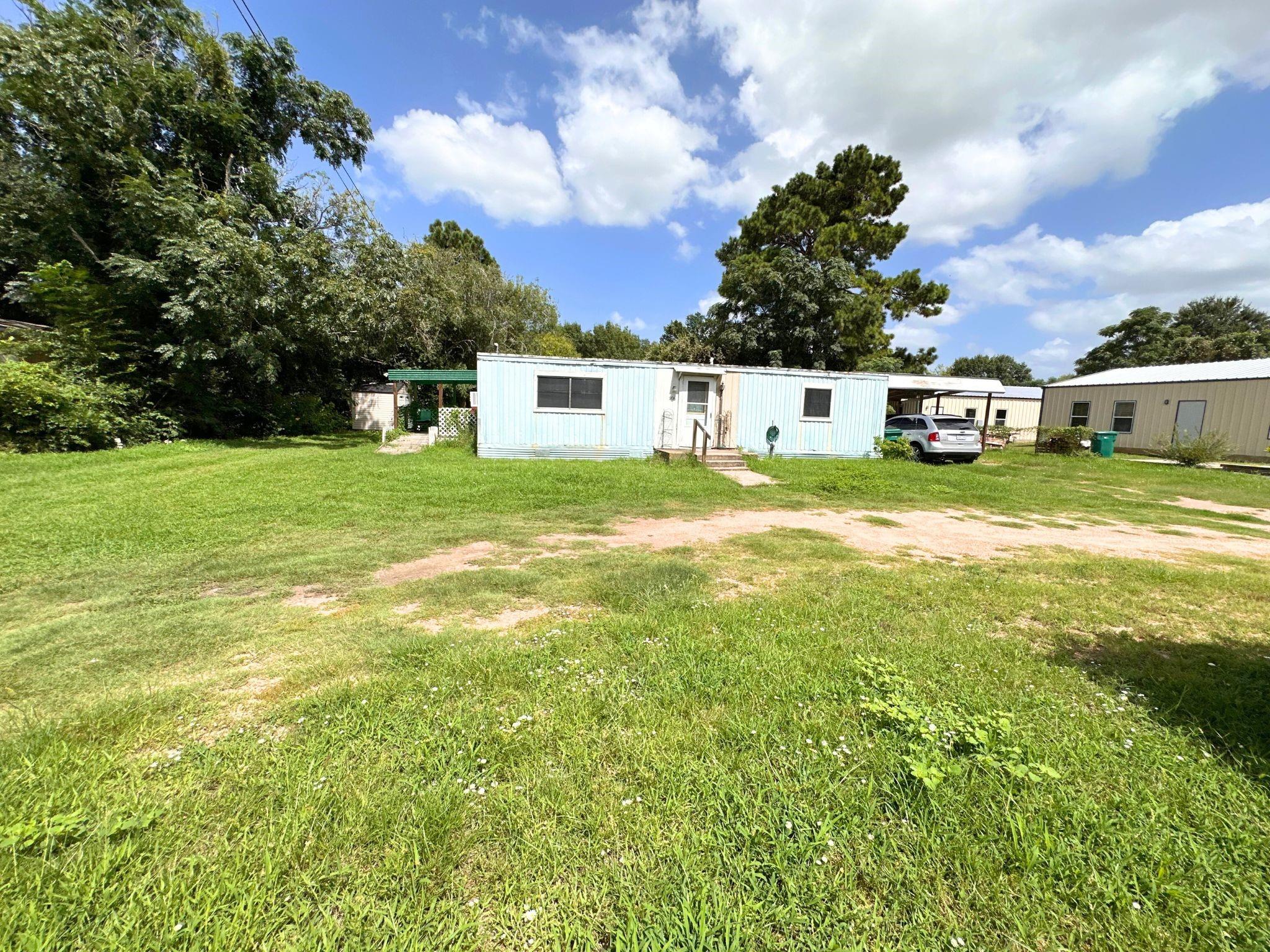 Photo 5 of 7 of 906 Turney LN mobile home