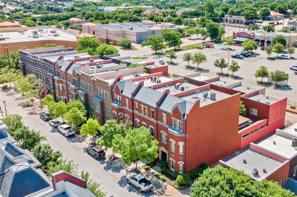 Photo 1 of 11 of 1585 Main Street townhome