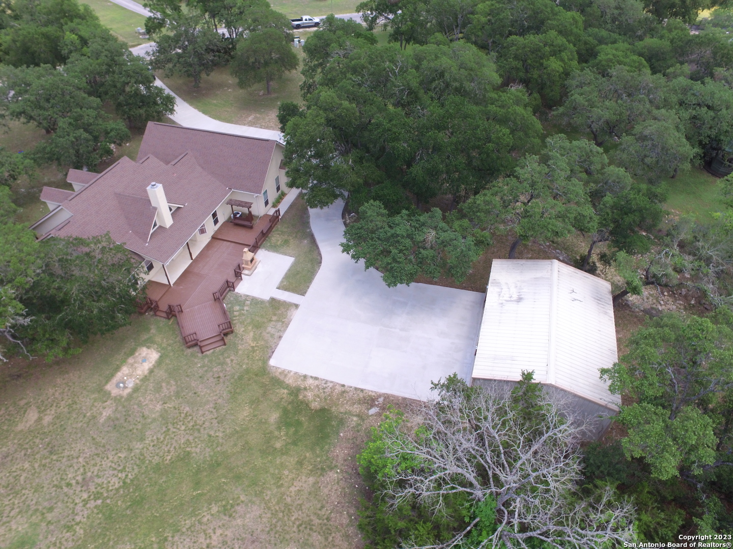 Photo 2 of 44 of 150 Lantana Ridge house