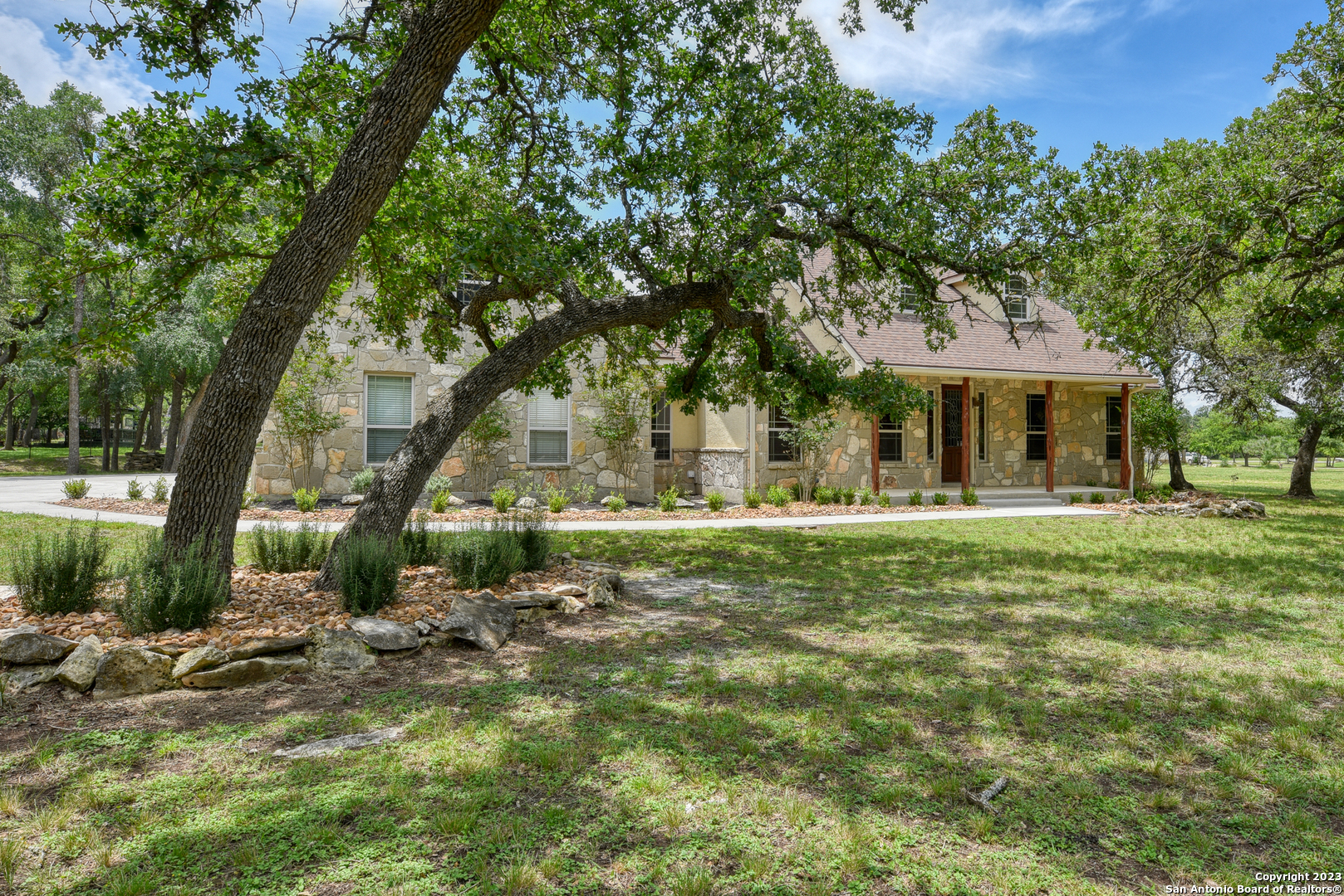 Photo 4 of 44 of 150 Lantana Ridge house