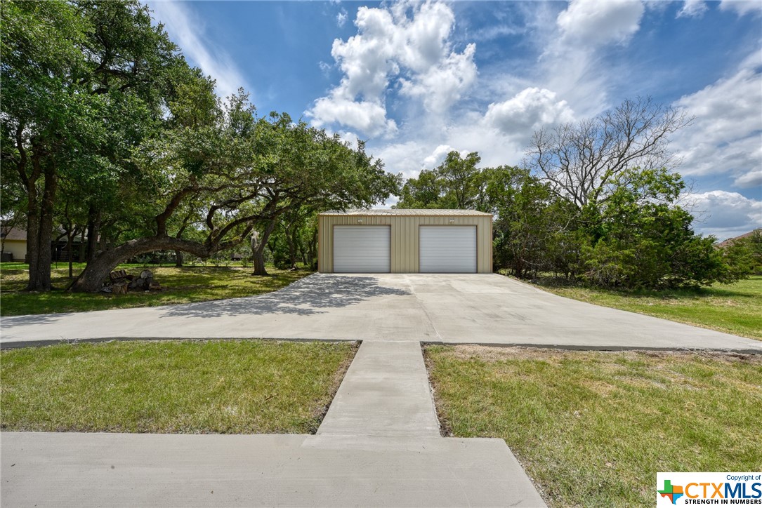 Photo 2 of 43 of 150 Lantana Ridge house