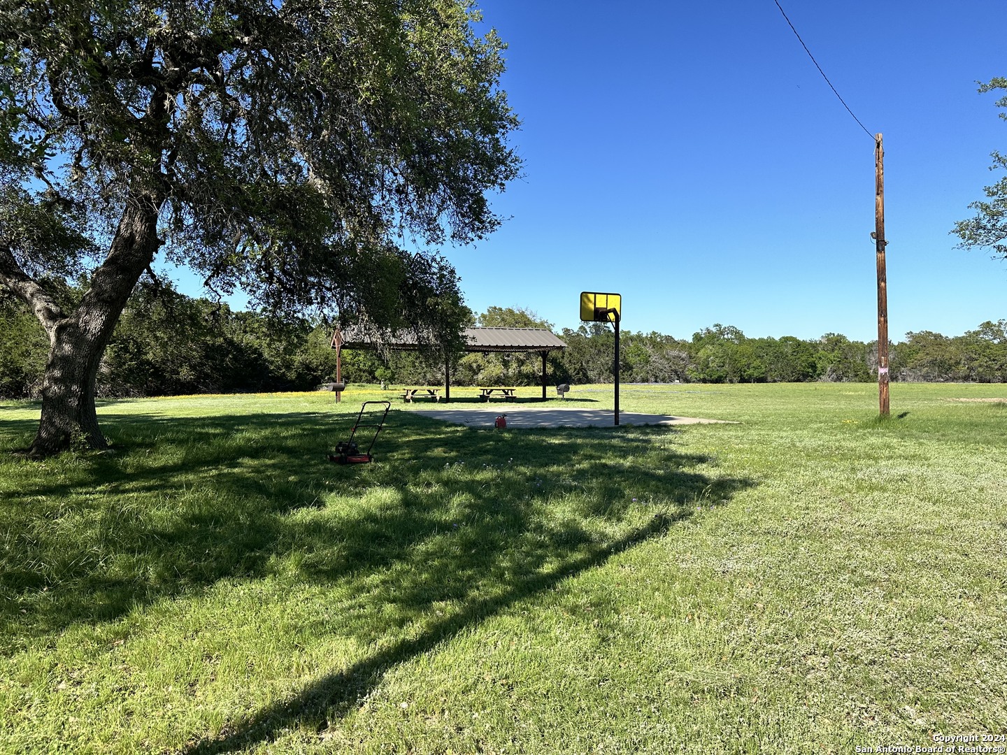 Photo 17 of 19 of 1648 Cypress Gardens Blvd land