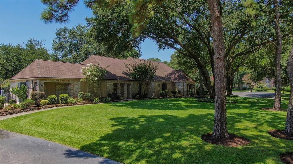 Photo 49 of 49 of 17619 Spicewood Springs Lane house