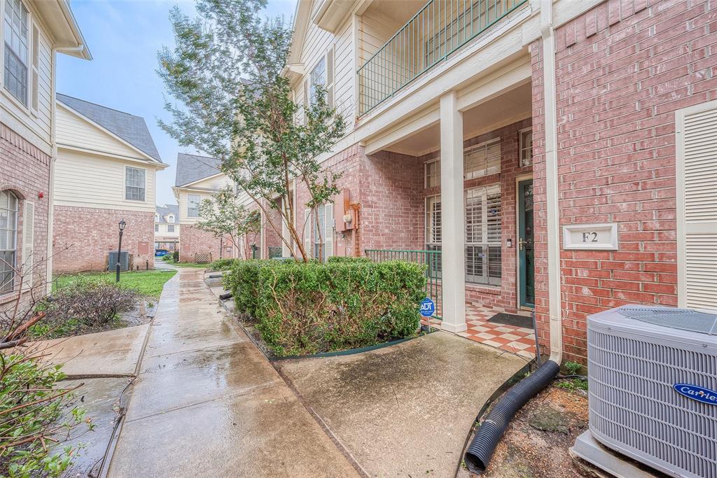 Photo 6 of 44 of 2710 Grants Lake Boulevard F2 townhome