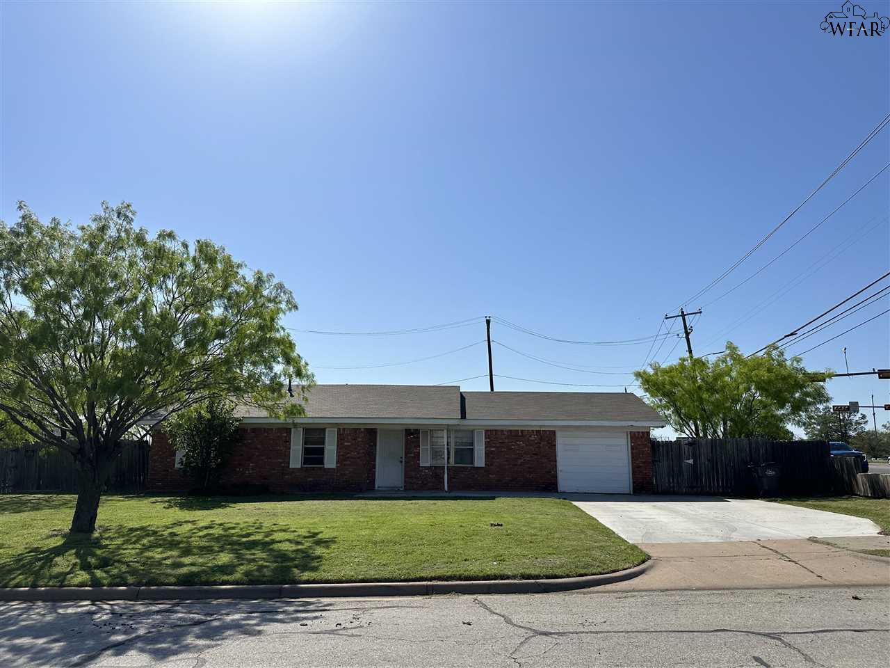 Photo 1 of 11 of 4957 S LAKE PARK DRIVE house