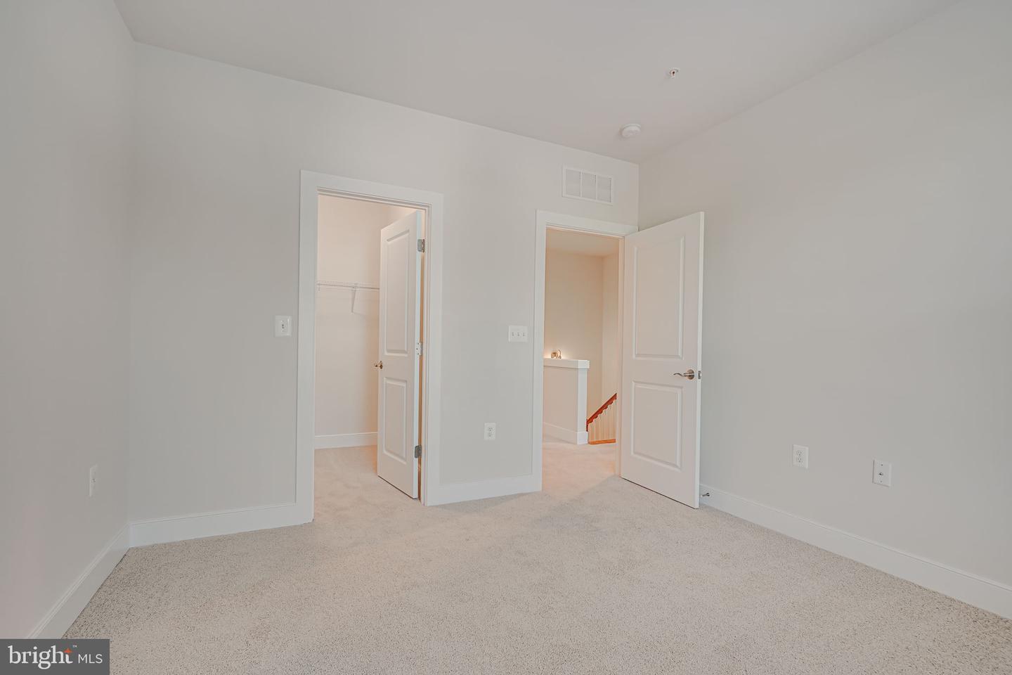Photo 31 of 42 of 2213 Richmond Hwy #101 townhome