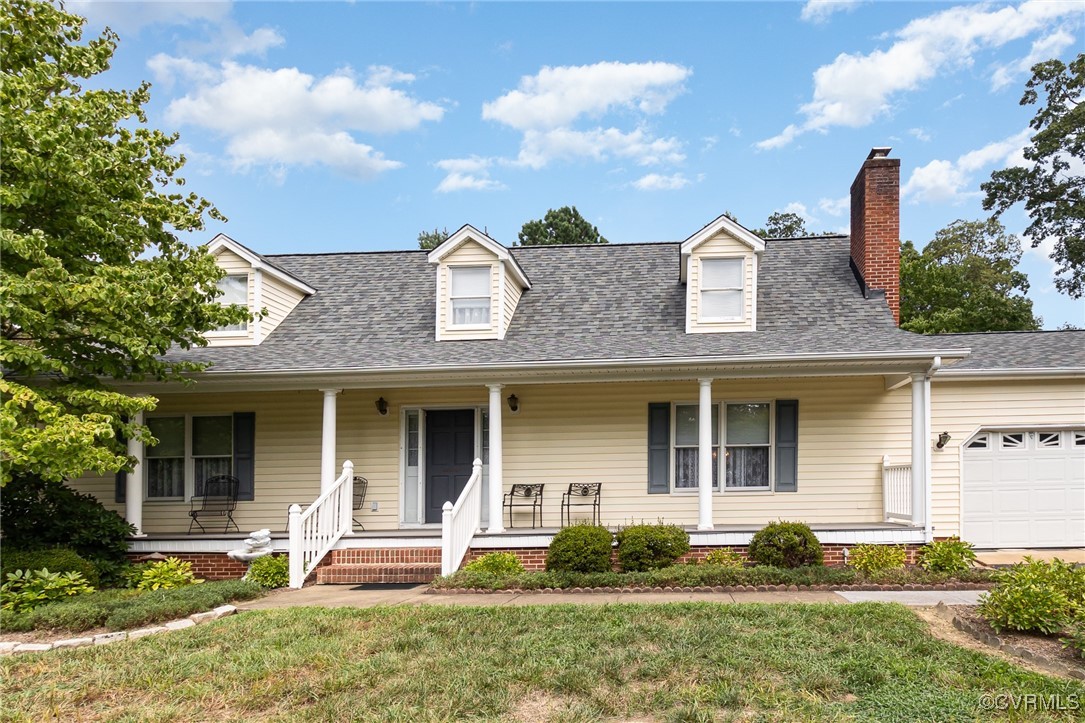 Photo 2 of 40 of 11 Lord Fairfax Drive house