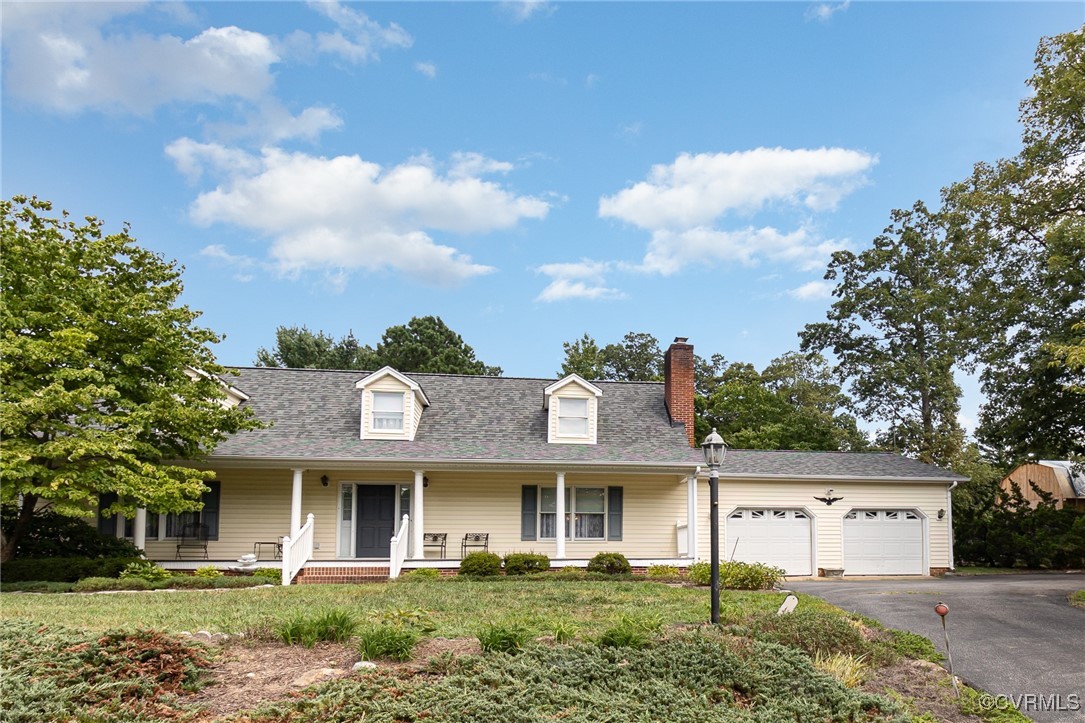 Photo 3 of 40 of 11 Lord Fairfax Drive house