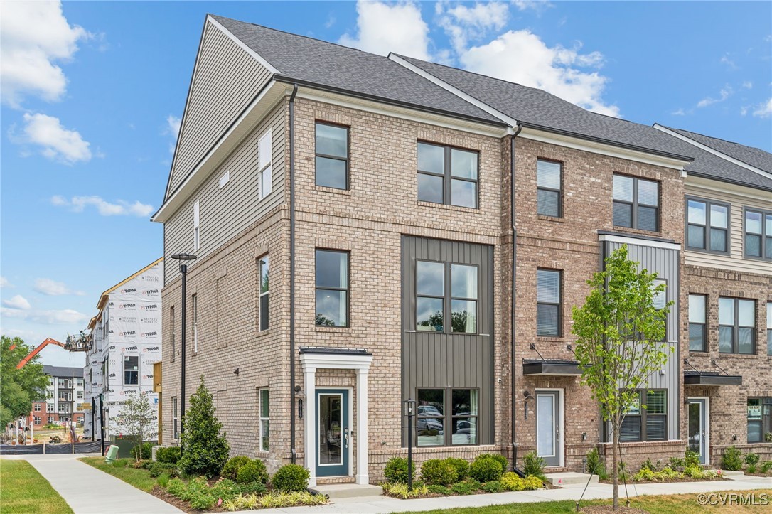 Photo 2 of 41 of 10173 Blue Wing Lane townhome