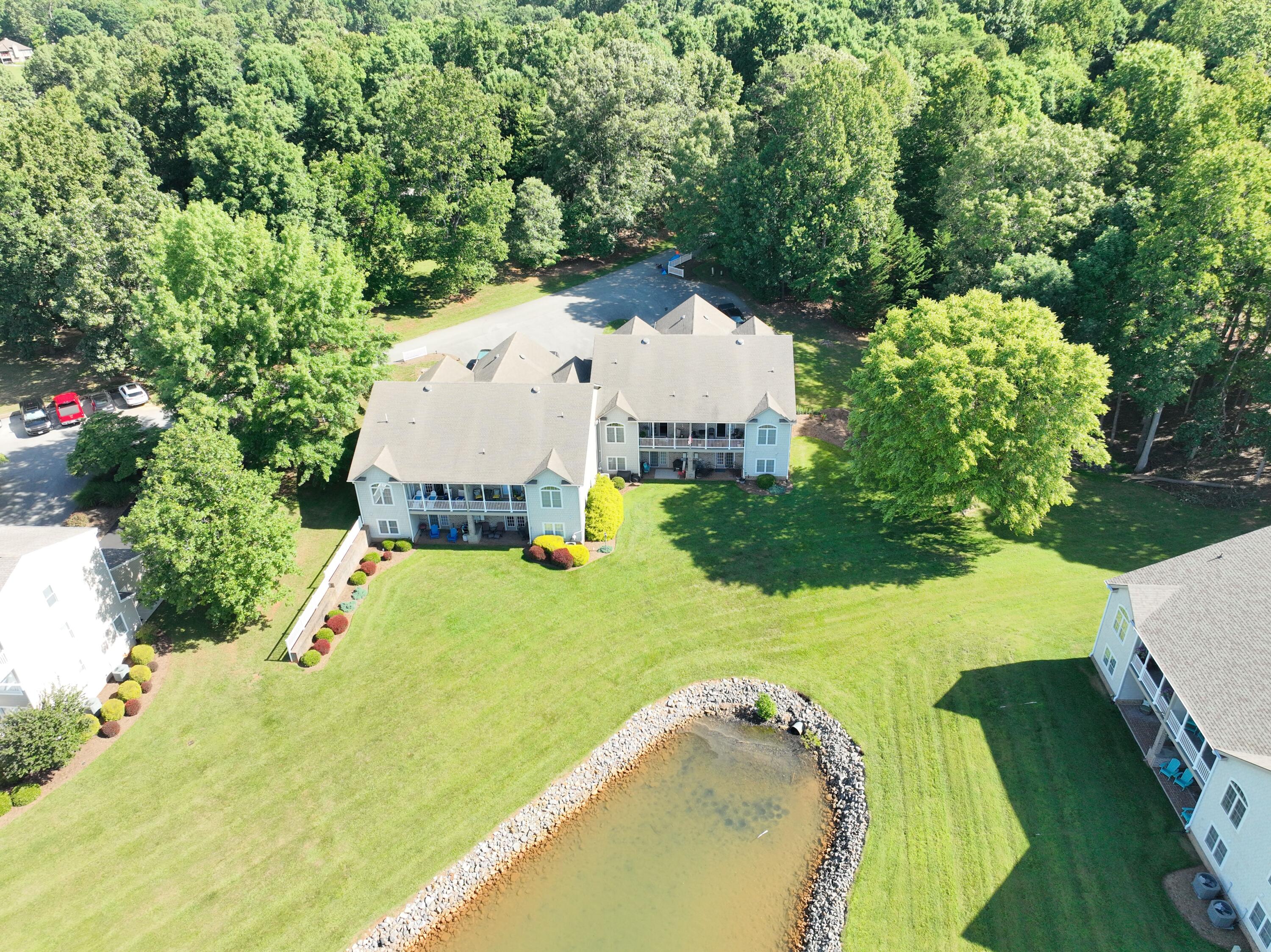 Photo 10 of 47 of 206 Blarney Stone CT townhome