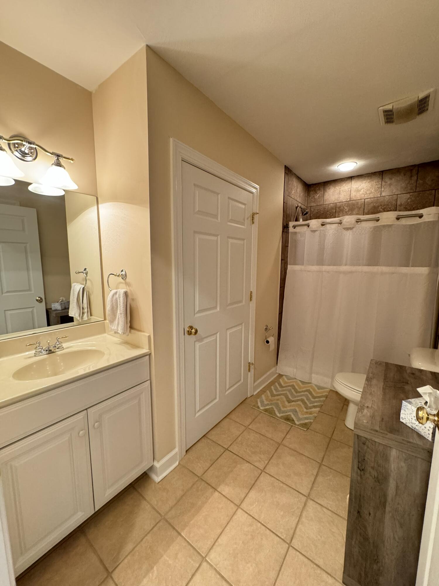 Photo 32 of 47 of 206 Blarney Stone CT townhome