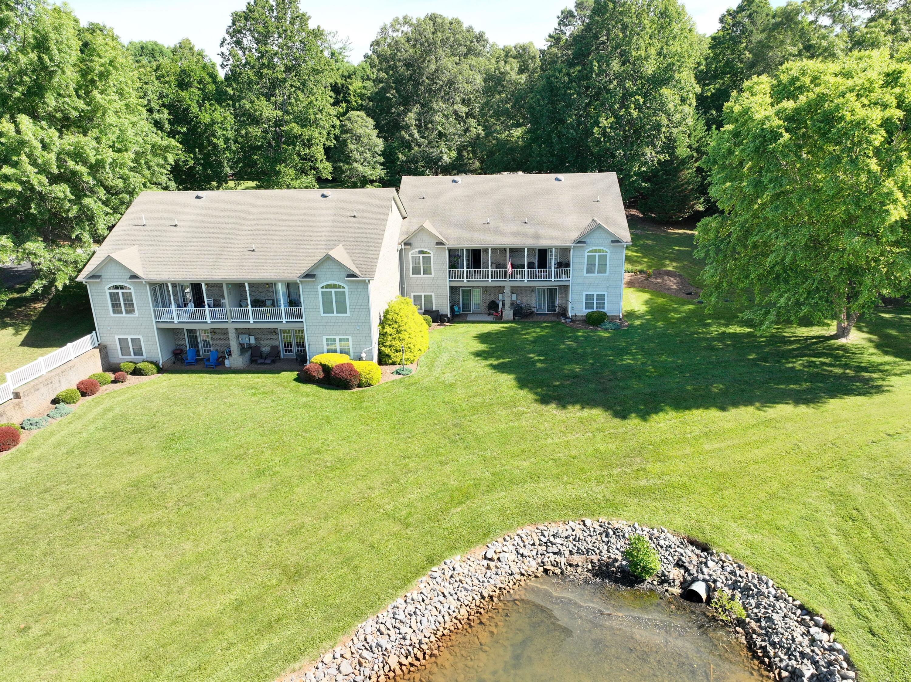 Photo 7 of 47 of 206 Blarney Stone CT townhome