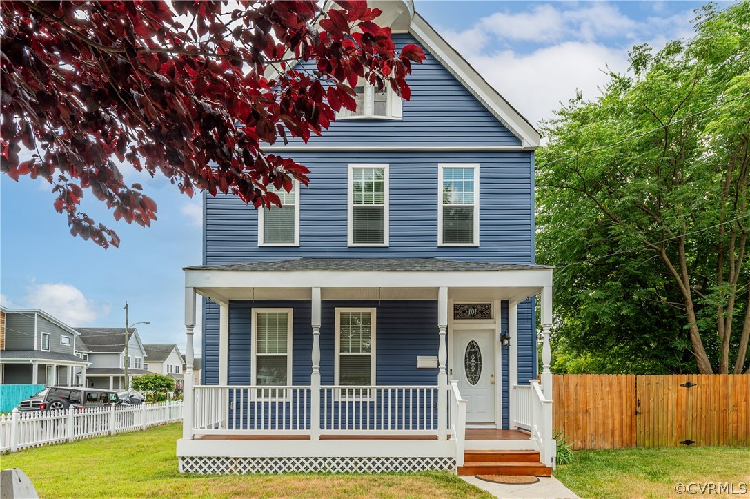 Photo 1 of 34 of 101 Yancey Street house