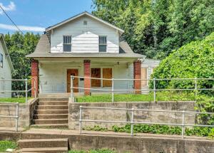 Photo 1 of 1 of 816 Morrill AVE SE house