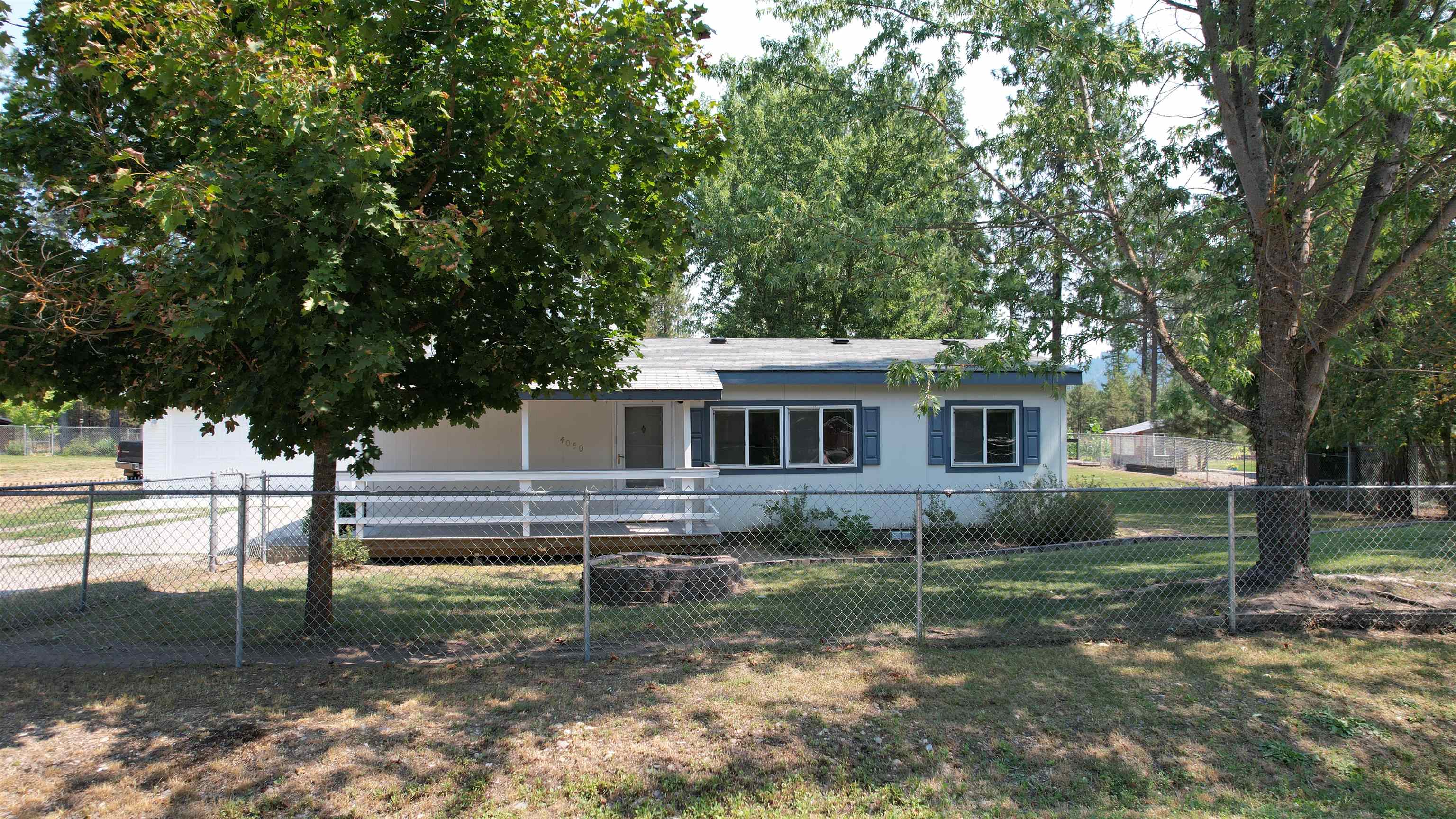 Photo 3 of 36 of 4050 Pine Meadows Dr mobile home