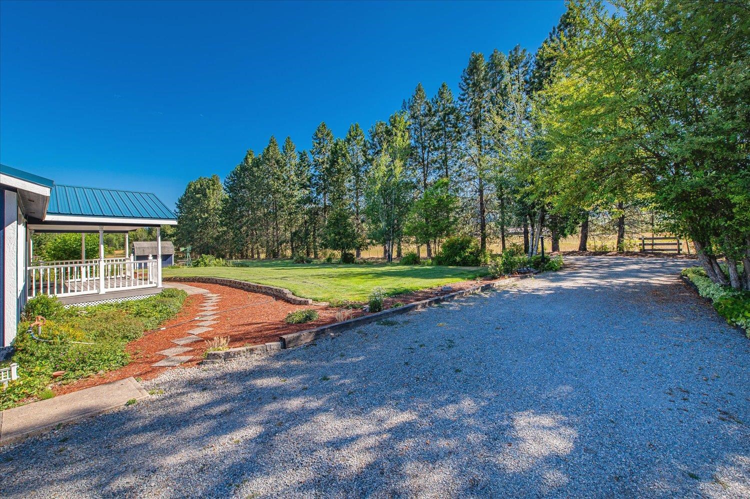 Photo 41 of 44 of 181 Patriel Rd mobile home