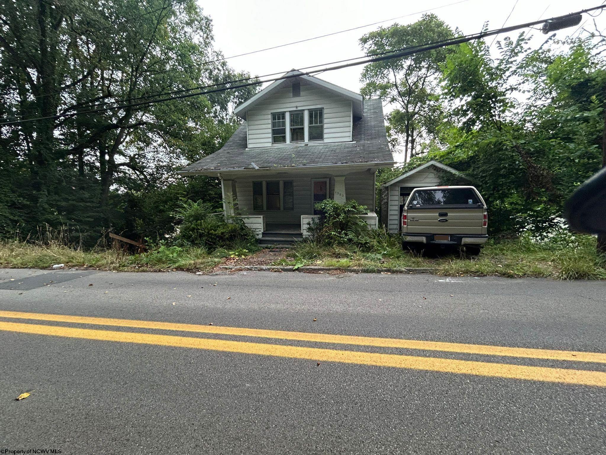 Photo 1 of 15 of 1353 College Avenue house