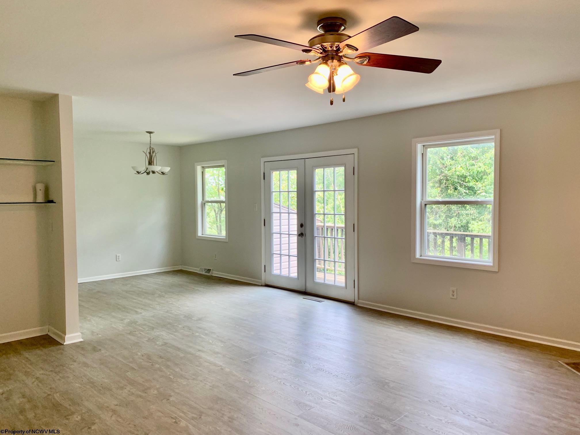 Photo 6 of 27 of 220 Newberry Lane townhome