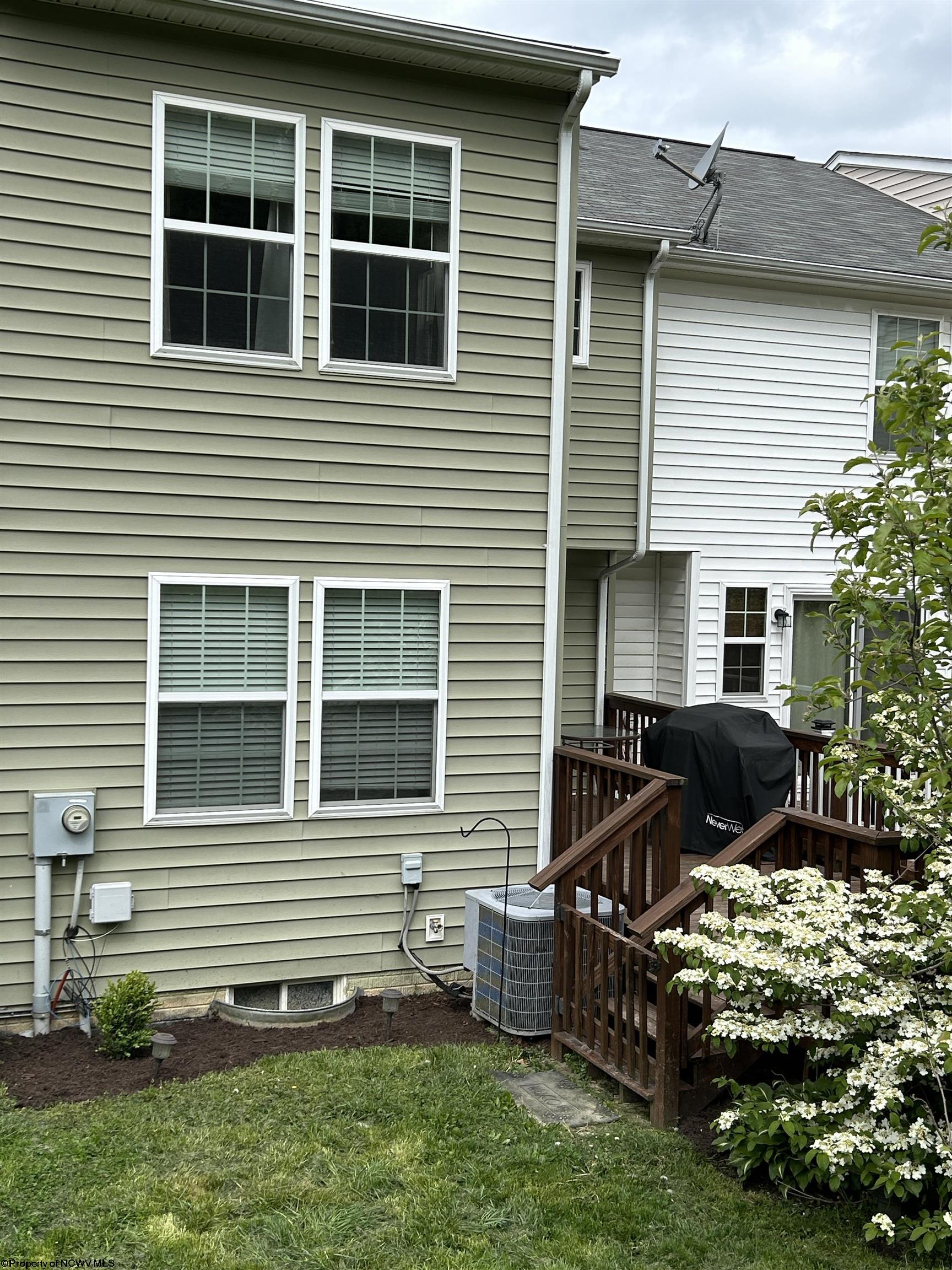 Photo 29 of 31 of 107 Pine Lane townhome