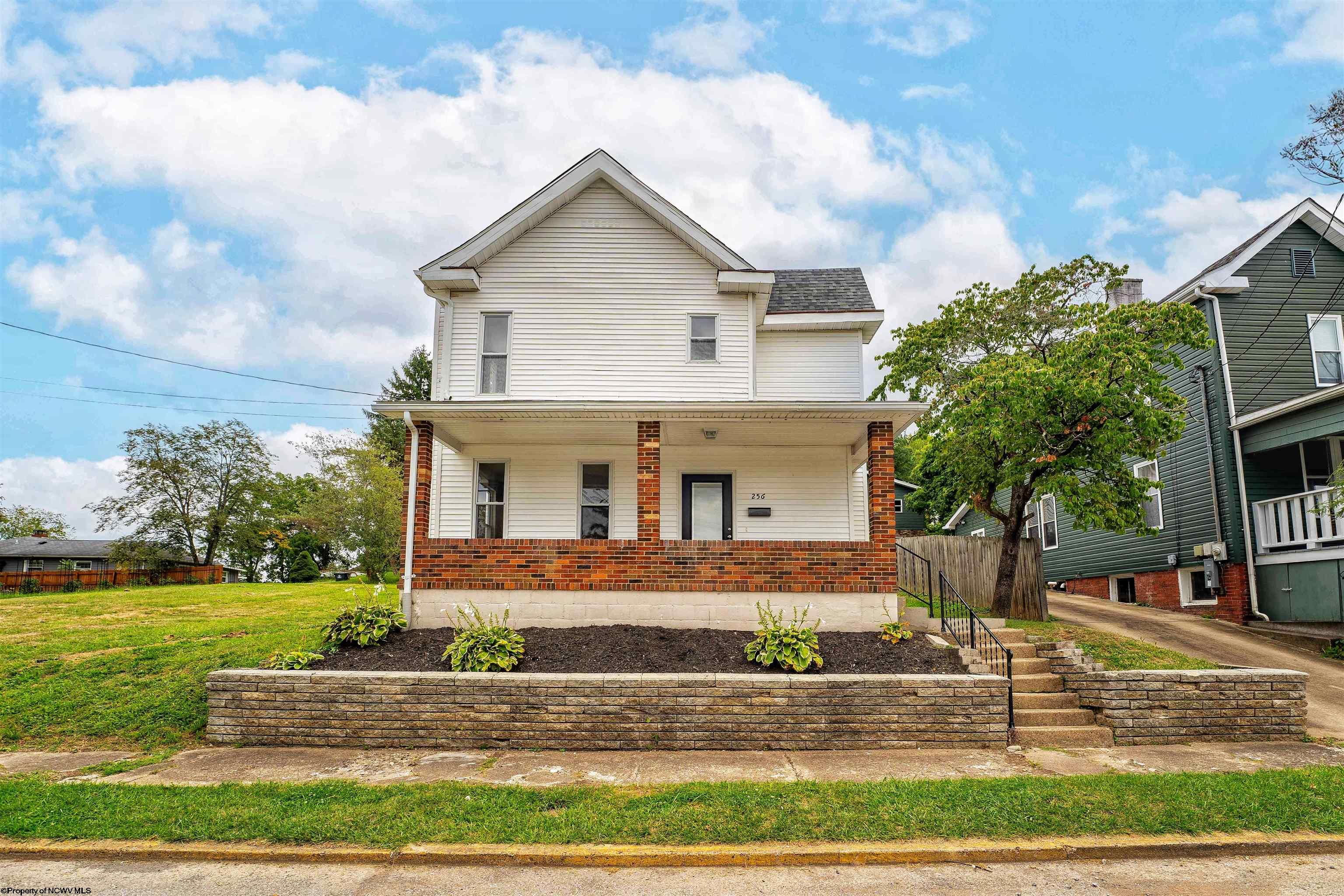 Photo 1 of 44 of 256 Franklin Street house