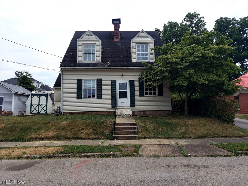 Photo 1 of 25 of 1906 Pearcy Avenue house